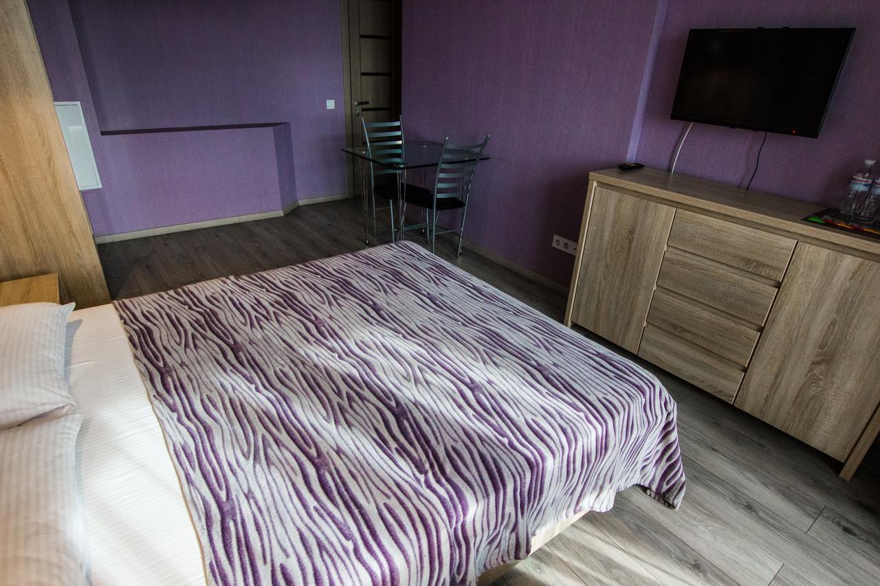 Solo Apartment Dragomanova Kyiv Exterior photo